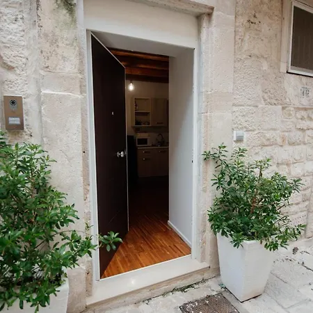 Nell'antico Borgo Bed and breakfast 4*