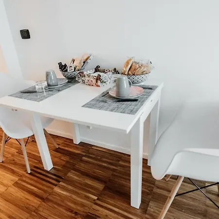 Nell'antico Borgo 4*