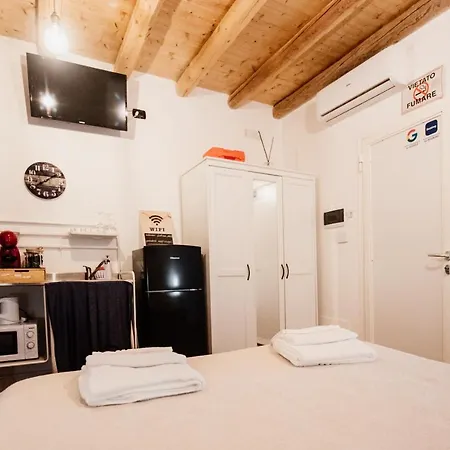 Bed and Breakfast Nell'antico Borgo Μολφέττα