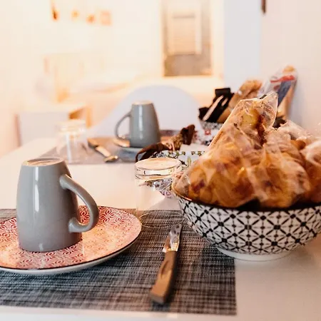 Nell'antico Borgo فندق مبيت وإفطار